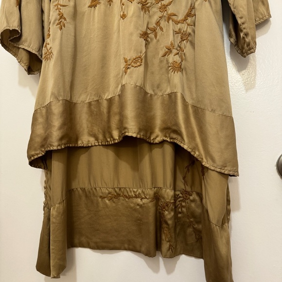 Magnolia Pearl Parnassus Tunic 100% Silk Embroidered Dress - Picture 4 of 13